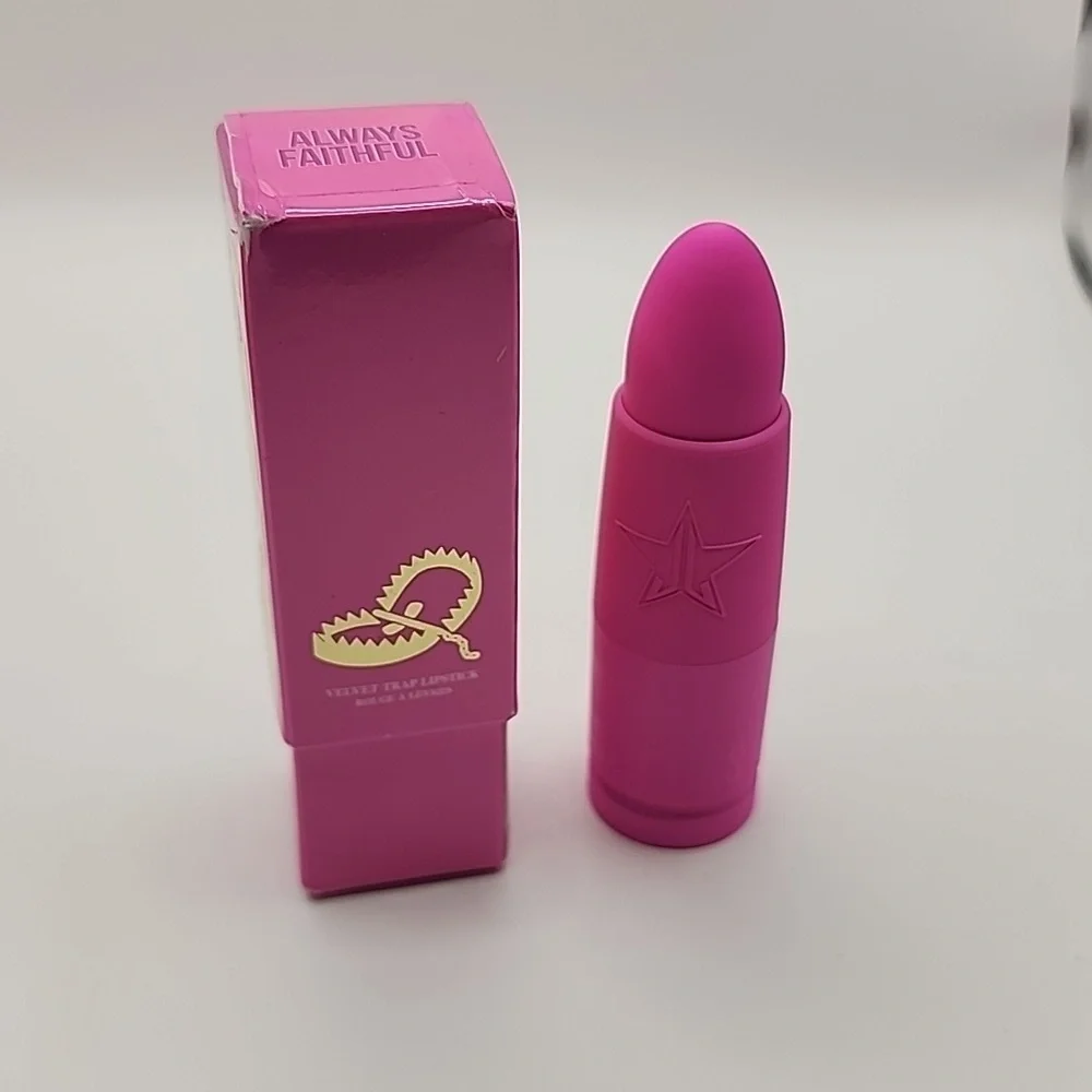 Jeffree Star new purple lightweight